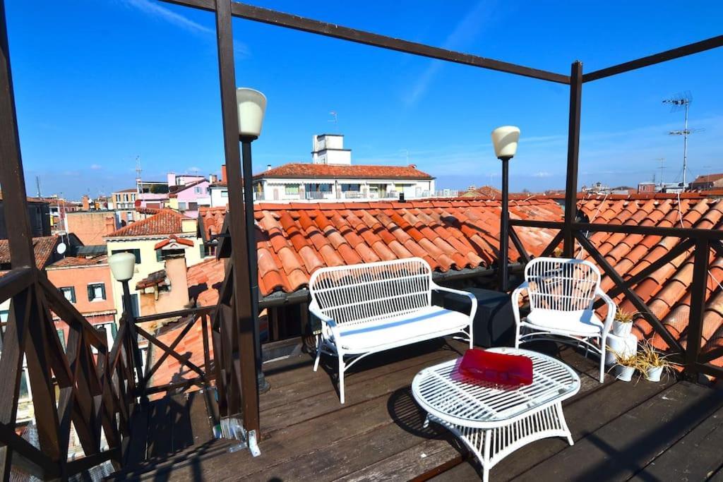 Breathtaking Terrace In Santa Margherita Square Apartamento *